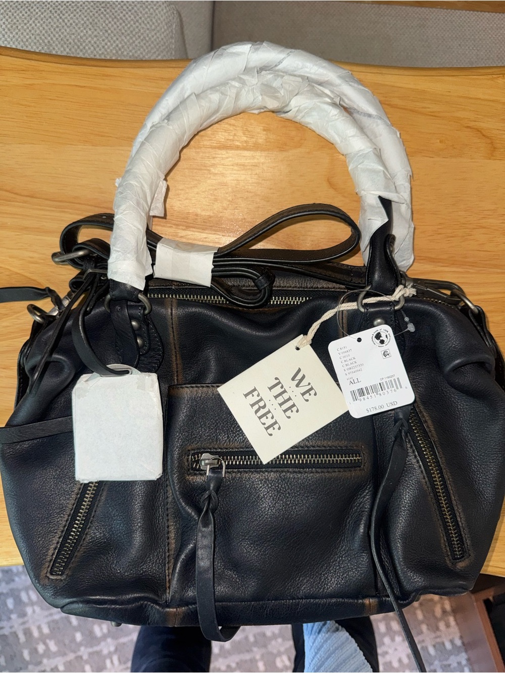 BABY EMERSON TOTE - BLACK (RARE) this color is no sold at FP ❤️ NWT - Picture 2 of 4